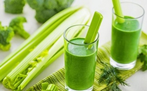 Video: Hướng dẫn cách làm nước ép cần tây cực tốt cho sức khỏe