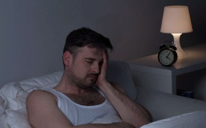 Mất ngủ, khó ngủ nên ăn gì uống gì để ngủ ngon hơn?