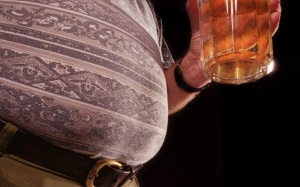 Vì đâu bạn có bụng bia?