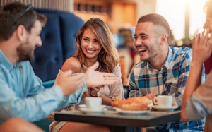 Tử vi thứ Sáu (28/2/2020): Trò chuyện với bạn bè sẽ giúp Bạch Dương giải tỏa căng thẳng