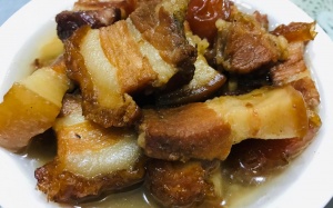 Tối nay ăn gì: Đổi vị với thịt quay kho tàu