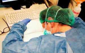 Hơn 1.800 người chết, ngành y tế Italy đang 'gồng mình' chống dịch Covid-19