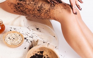 Tẩy da chết body tại nhà cực kỳ đơn giản với nguyên liệu có sẵn trong bếp
