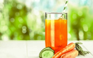 Da đẹp, dáng thon với sinh tố cà rốt, dưa chuột thơm ngon bổ dưỡng