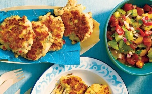 Tự làm 3 món ăn vặt cực hấp dẫn chiêu đãi cả nhà ngày dịch