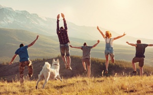 Tử vi thứ Năm (16/4/2020): Bọ Cạp nên duy trì quan hệ tốt với bạn bè