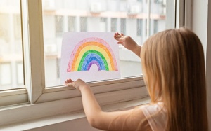 Tử vi thứ Sáu (24/4/2020): Cự Giải sẽ có ngày làm việc thuận lợi