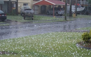 Dự báo thời tiết đêm 24/4 và ngày 25/4: Hà Nội trời nhiều mây, mưa rào và dông