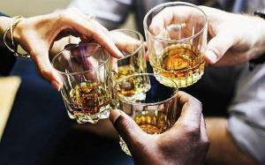 Loại bỏ 6 thói quen ăn uống làm suy giảm miễn dịch để phòng Covid-19 hiệu quả