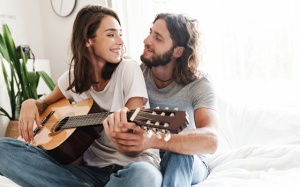 Tử vi thứ Năm (30/4/2020): Ma Kết nên chăm chút hơn cho chuyện tình cảm