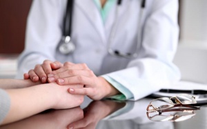 Người mệt mỏi, đường huyết cao trên 200 mg/dl phải làm sao?