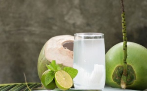 Công thức làm nước dừa, chanh thơm mát giải khát ngày Hè