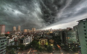 Dự báo thời tiết đêm 14/5 và ngày 15/5: Hà Nội ngày nắng nóng, đêm có mưa rào và dông 