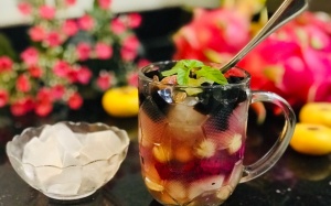 Tối nay ăn gì: Chè sen hoa quả vừa mát vừa thanh