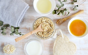 Thử tắm với yến mạch để có làn da mịn màng hơn