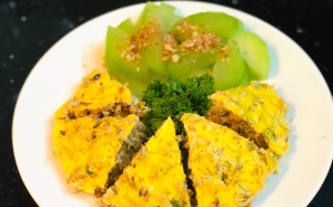 Tối nay ăn gì: Chả trứng hấp đẹp mắt mà ngon cơm