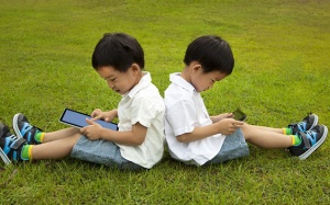 Cha mẹ có biết tháp 'dinh dưỡng công nghệ' cho trẻ này?