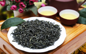 Kiểm soát huyết áp, phòng bệnh tim mạch bằng trà mạn
