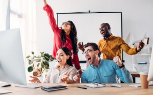 Tử vi thứ Hai (13/7/2020): Bạch Dương không nên vì công việc mà bỏ lỡ niềm vui sống