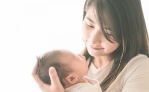 Gợi ý bí quyết thảo dược giúp cải thiện trầm cảm sau sinh