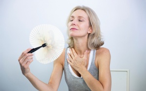 6 biện pháp tự nhiên giúp giảm hiệu quả cơn bốc hỏa ở phụ nữ 