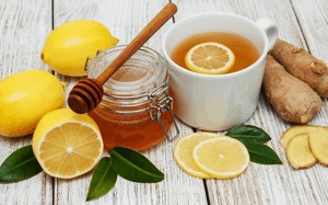 8 lợi ích khi uống nước chanh vào buổi sáng