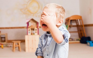 Run tay ở trẻ em là gì, có triệu chứng và hướng điều trị thế nào?