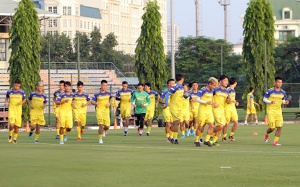 Bất chấp dịch, ĐT Việt Nam chuẩn bị hội quân