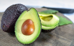 Hạt bơ tốt cho sức khỏe tim mạch?