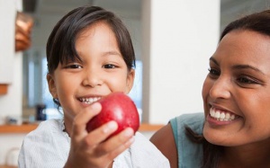 Mẹo dinh dưỡng giúp tăng cường hệ miễn dịch cho trẻ em mùa Covid-19 