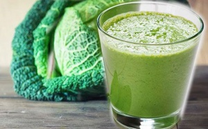 Nước ép bắp cải giúp chữa viêm loét dạ dày?