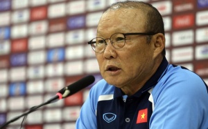 Bị hỏi chuyện tế nhị, HLV Park Hang-seo đáp lại đầy chuyên nghiệp