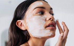 4 cách làm mặt nạ dành cho da dầu đang “làm mưa, làm gió” hiện nay