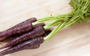 Phát hiện khả năng chống ung thư của cà rốt tím