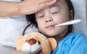 Bảo vệ trẻ khỏi bệnh tay chân miệng trong mùa nóng