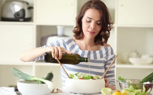7 nguyên liệu nên có trong thực đơn salad giảm cân