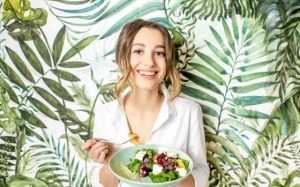 Phụ nữ tuổi 35: Ăn gì để khỏe mạnh, kéo dài tuổi xuân?