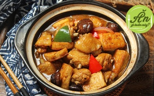 Gợi ý thực đơn tuần mới: Gà hầm, bún cá cho ngày Thu se lạnh