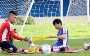 Công Phượng, Văn Hậu nghỉ thi đấu hết năm 2020 