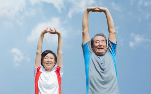 Bài tập giảm nguy cơ té ngã ở người cao tuổi