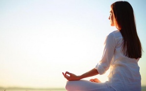 Xua tan căng thẳng, mệt mỏi bằng 5 tư thế yoga đơn giản