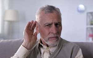 Nguyên nhân nào gây ù tai bên trái?