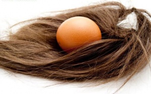 Cách làm đẹp da và tóc từ trứng gà