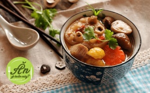 Gợi ý thực đơn tuần mới: Thịt lợn hầm hạt dẻ ấm áp ngày lạnh