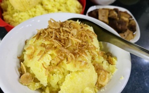 Tối nay ăn gì: Xôi xéo ấm bụng cho cả nhà ngày se lạnh