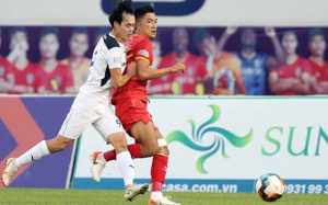 HAGL thua trận thứ 6, Viettel chạm tay tới ngôi vương