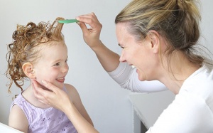 Mách cha mẹ cách trị chấy cho trẻ an toàn, hiệu quả