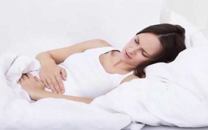 Mẹo giảm đau bụng dữ dội trong những ngày “đèn đỏ” cho chị em