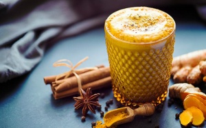 Hướng dẫn cách tự pha trà nghệ tăng cường miễn dịch mùa lạnh