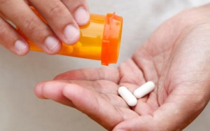 Người bệnh Parkinson và nỗi lo giảm tác dụng cuối liều khi dùng thuốc